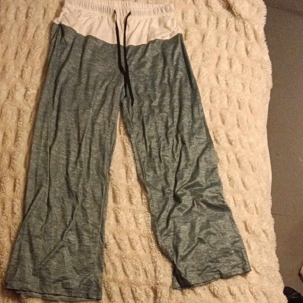 Stylish Lounge Pants in Green and White